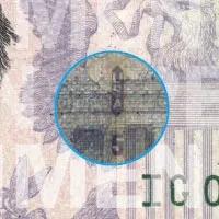 hilo de seguridad azul del billete de cino dólares